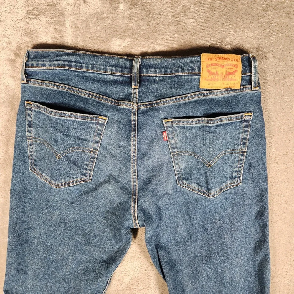 Levi's 511 Slim Fit Jeans Mens 36x30 Blue Excellent Medium Wash Denim 04511-4779